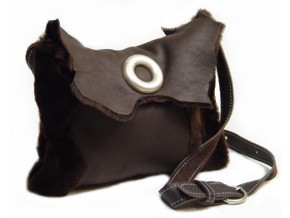 kleine Tasche aus Lammfell